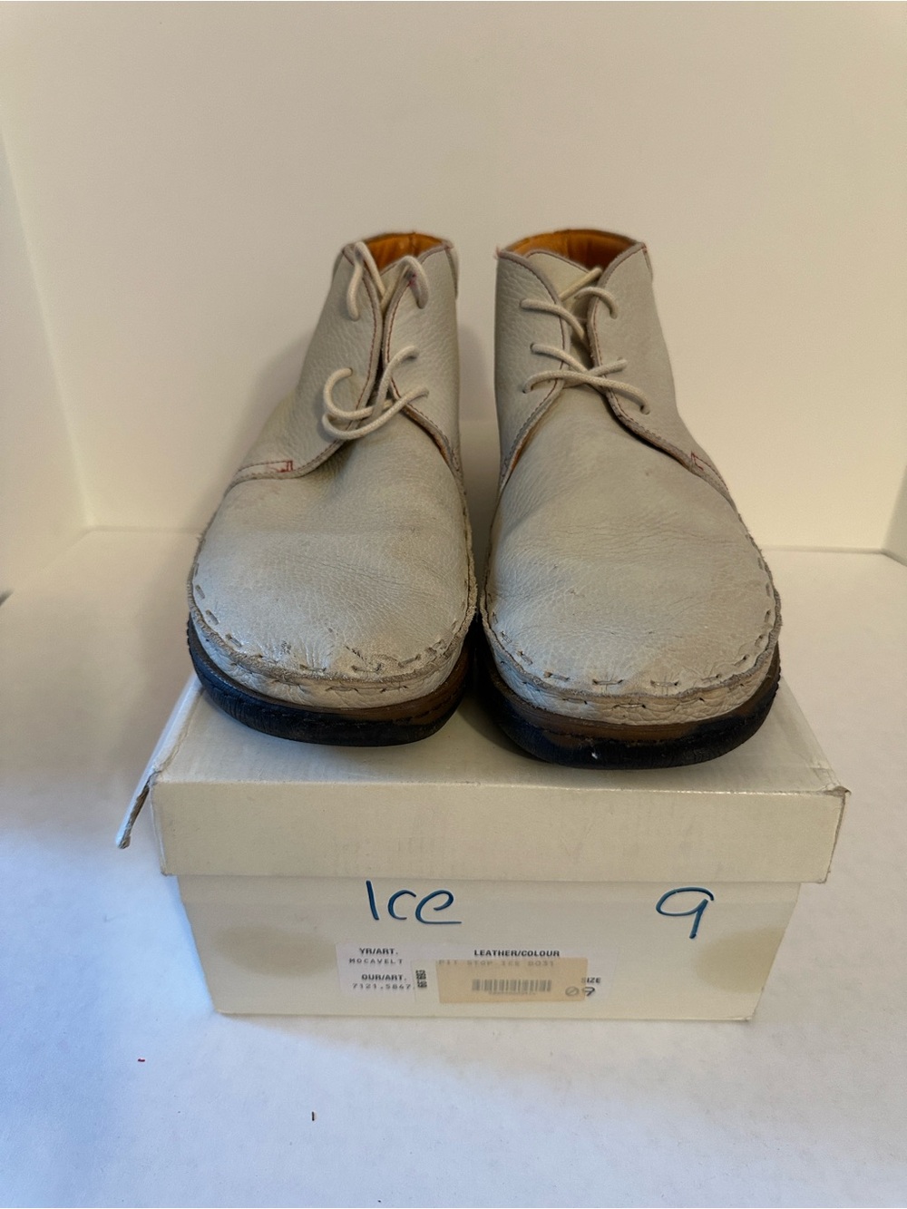 WHITE & CO VINTAGE CHUKKA BOOT
